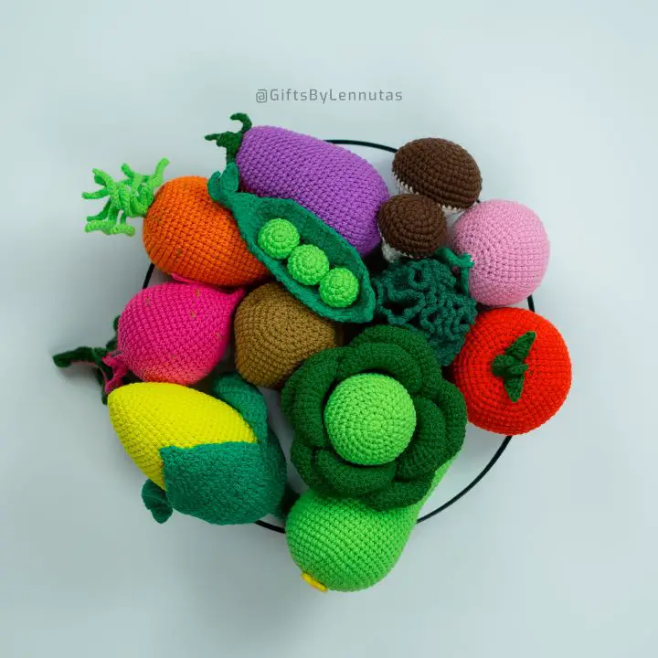 crochet vegetables