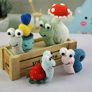 The Ultimate Crochet Snail Guide crochet snail