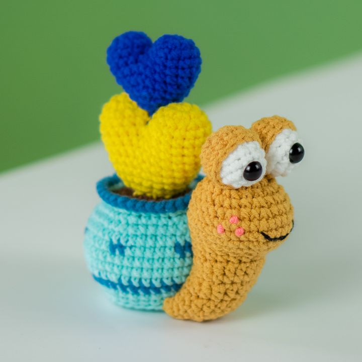 Heart Cactus Snail Heart Cactus Snail
