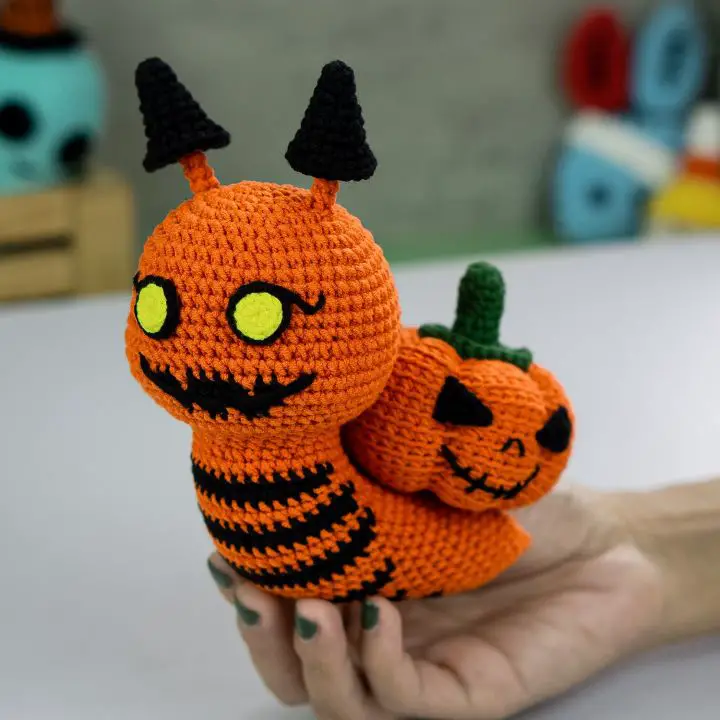 crochet snail pattern free pumpkin jack-o-lantern amigurumi